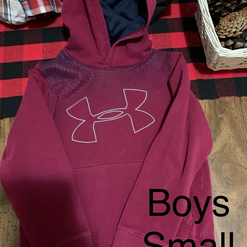Boys under armour hoodie